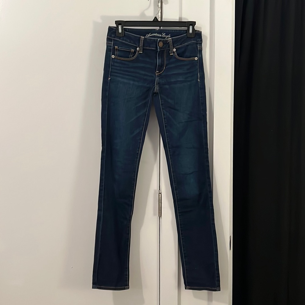 American Eagle Jeans — Super Stretch Skinny — Dark Wash — Size 4 Womens
